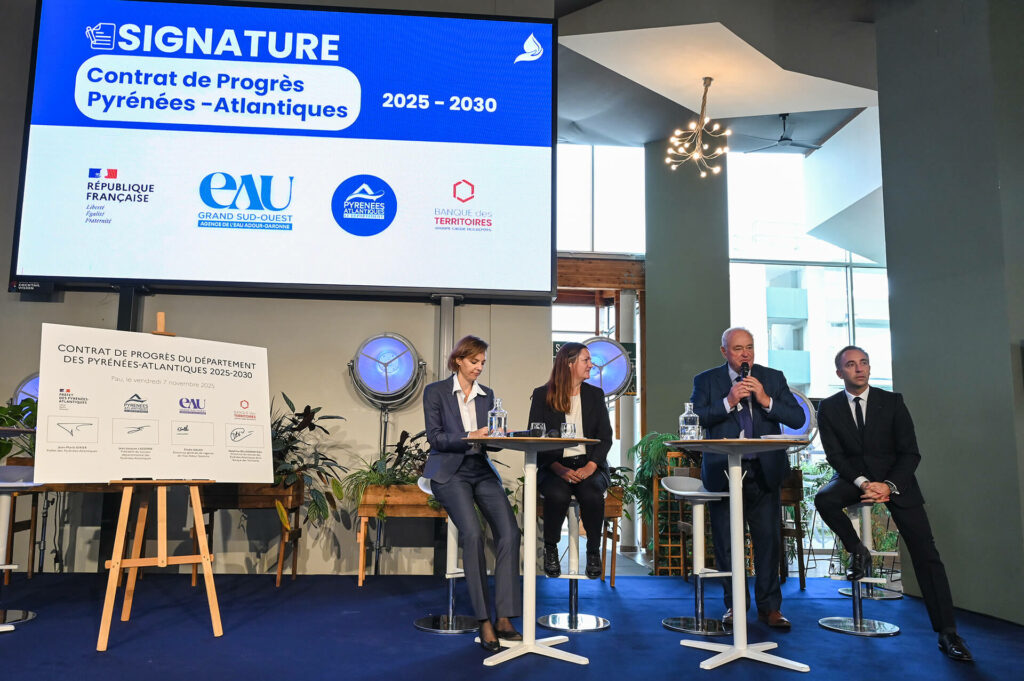 Signature d’un contrat pour améliorer la situation de l’eau dans le département